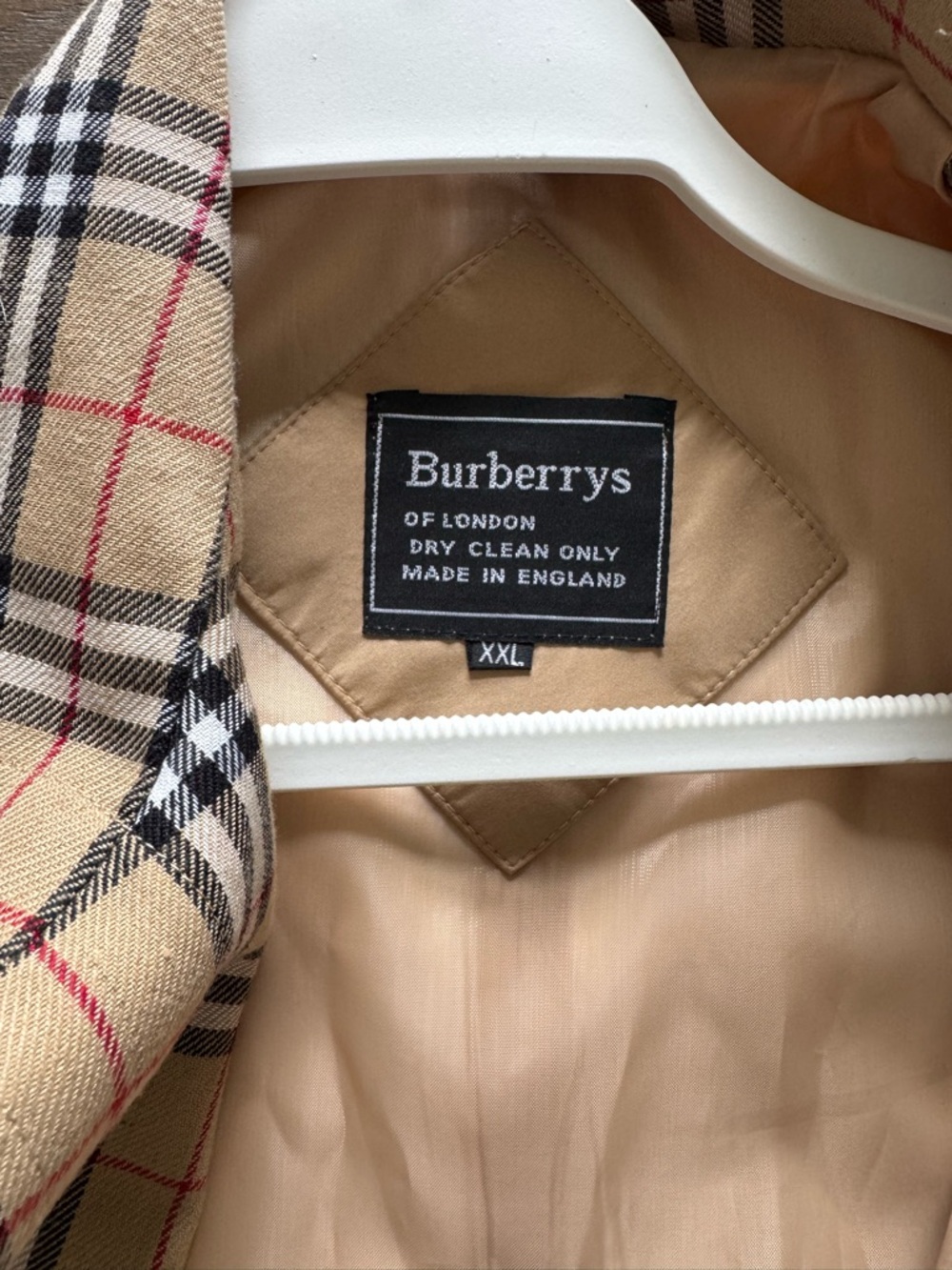 Burberry Tan Trench Coat with Signature Check Collar - Picture 4 of 4